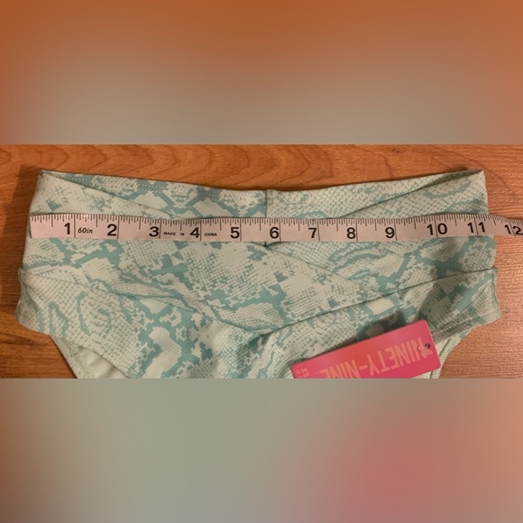 Juniors Ninety-Nine Bikini Swim Suit Top & Bottoms, size XS, NWT, green & white - Picture 7 of 9